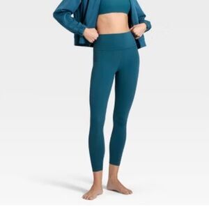 All In Motion High Rise Leggings/ Activewear Sz L